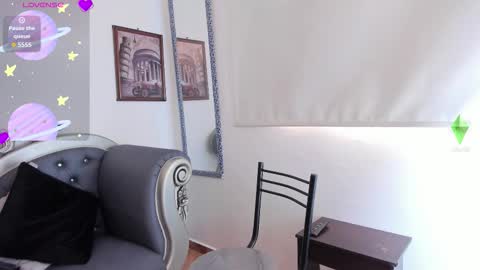 Snapshot of zaratrump chatting on September 20, 8:21 pm zaratrump online show from September 20, 8:21 pm