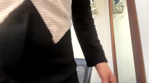 zarayaa_v online show from January 14, 11:42 pm