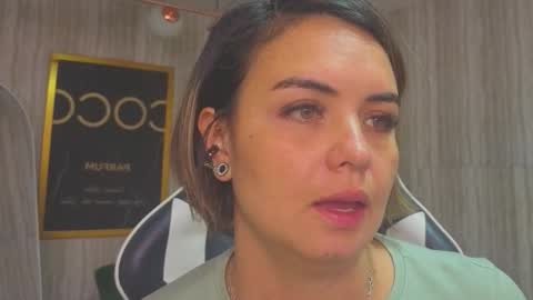 Snapshot of zarcasutra_t chatting on February 3, 12:32 pm Isabella online show from February 3, 12:32 pm