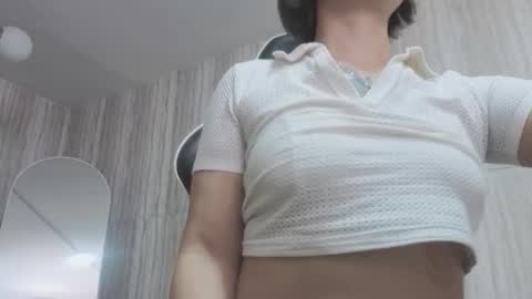 Snapshot of zarcasutra_t chatting on February 13, 1:07 pm Isabella online show from February 13, 1:07 pm