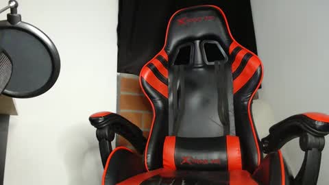 Zarco online show from December 14, 2:45 am