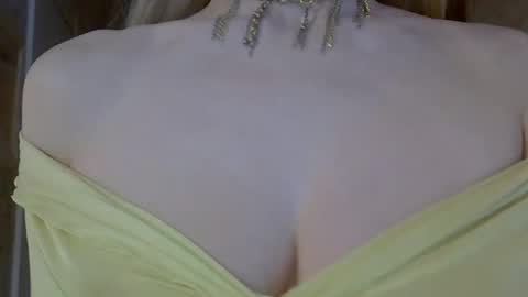 Zarina Swift online show from March 12, 4:51 am