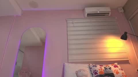 Snapshot of zary_saenz chatting on November 7, 12:05 pm Zary online show from November 7, 12:05 pm