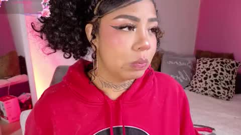 zaya_1 online show from February 19, 2:35 pm