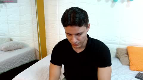 zayn_clausen online show from April 16, 9:39 pm