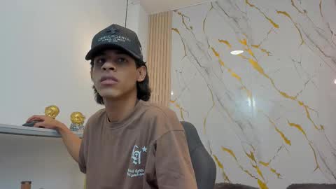 Zayn online show from March 23, 7:18 pm