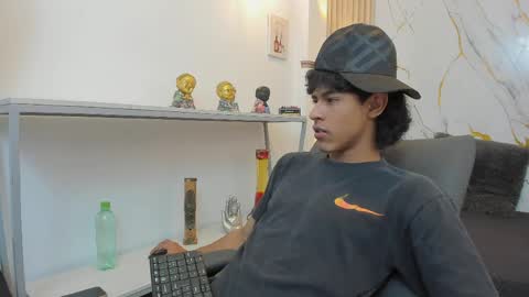 Zayn online show from April 2, 7:22 pm