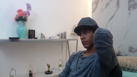 Zayn online show from April 9, 12:21 pm