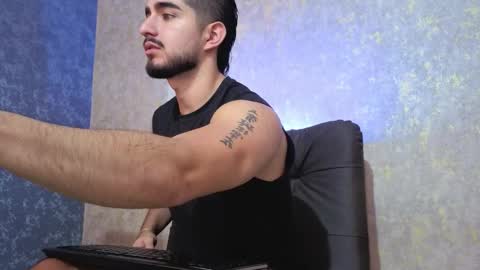 ZAYN MAXIMOFF online show from January 17, 11:59 am