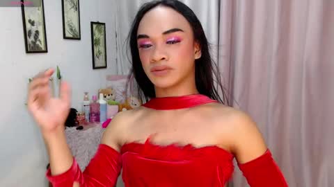 zaynelustts online show from December 20, 8:32 am