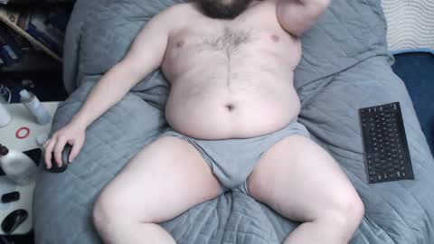 Snapshot of zazizzle chatting on January 23, 1:41 am zazizzle online show from January 23, 1:41 am