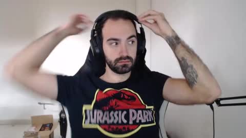 Snapshot of zazou3113 chatting on December 2, 9:13 am Grizzly Bear online show from December 2, 9:13 am