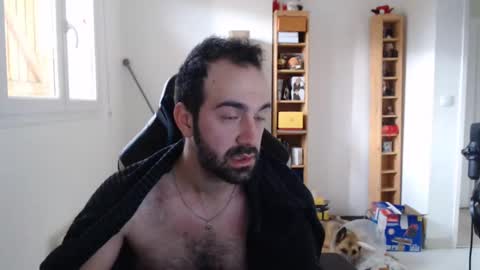 Snapshot of zazou3113 chatting on January 9, 9:06 am Grizzly Bear online show from January 9, 9:06 am