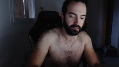 Snapshot of zazou3113 chatting on January 29, 4:41 pm Grizzly Bear online show from January 29, 4:41 pm