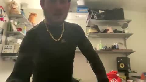 Snapshot of zedito chatting on December 22, 7:27 am zedito online show from December 22, 7:27 am