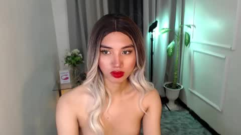 zelainalovetocum online show from January 24, 7:08 am