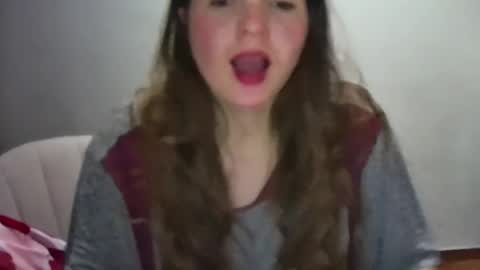 zelda_princess77 online show from November 19, 5:51 am