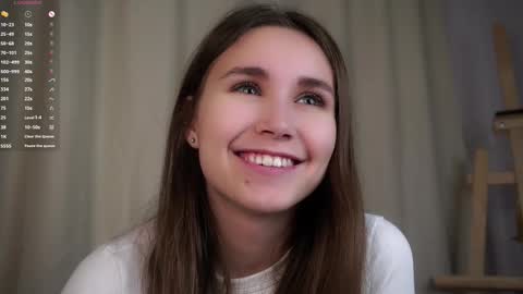 Snapshot of zeldaes chatting on November 10, 1:15 am Emilia online show from November 10, 1:15 am