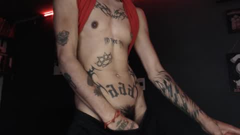 Snapshot of zeldrissss chatting on November 21, 4:38 pm Zeldris online show from November 21, 4:38 pm