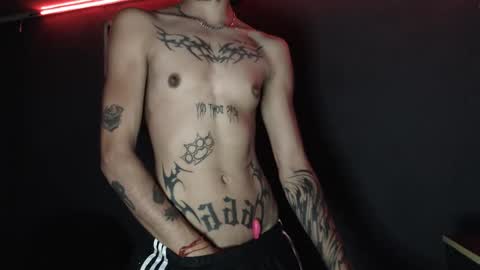 Snapshot of zeldrissss chatting on December 17, 2:23 pm Zeldris online show from December 17, 2:23 pm