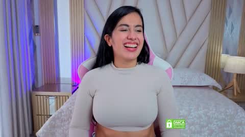 Snapshot of zendaya_cute chatting on November 14, 12:04 pm Zendaya online show from November 14, 12:04 pm