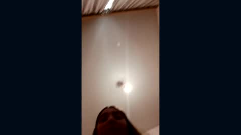 zeniabrossoit online show from April 15, 6:20 am