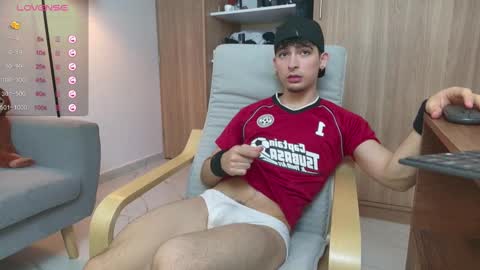 Snapshot of zenn_rush chatting on February 22, 2:52 pm Zenn online show from February 22, 2:52 pm