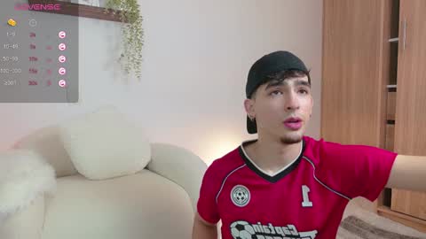 Snapshot of zenn_rush chatting on March 5, 1:06 pm Zenn online show from March 5, 1:06 pm