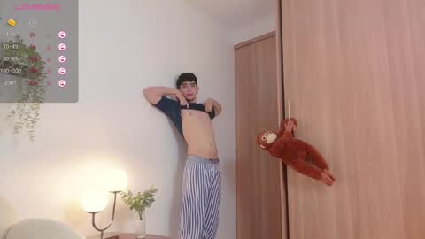 Snapshot of zenn_rush chatting on March 10, 2:05 pm Zenn online show from March 10, 2:05 pm