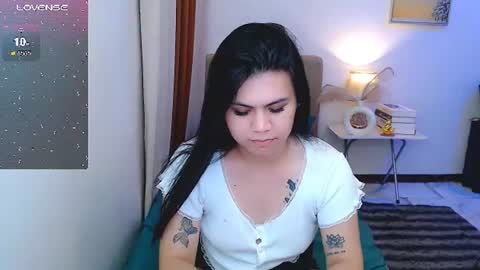Snapshot of zephyraaaaa chatting on July 19, 5:05 pm zephyraaaaa online show from July 19, 5:05 pm
