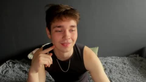 Ethan online show from April 10, 1:44 am