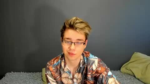 Ethan online show from June 20, 2:25 am