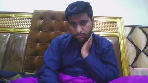 zes6363 online show from December 4, 4:05 pm