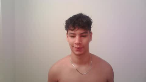 zeus_183 online show from October 11, 2:48 pm