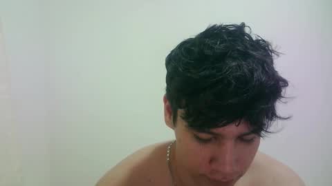 zeus_183 online show from March 13, 3:35 am