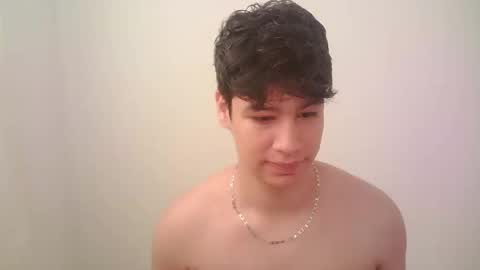 zeus_183 online show from March 13, 3:40 pm