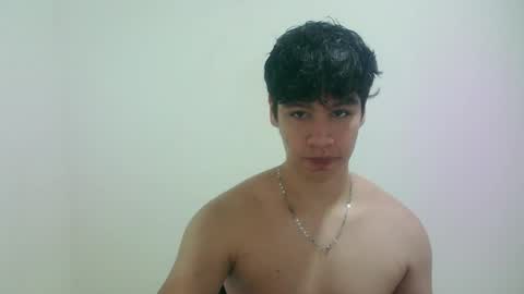 zeus_183 online show from March 30, 1:50 am