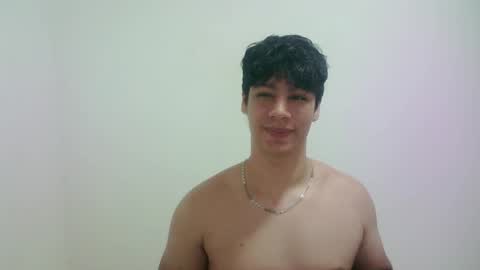 zeus_183 online show from March 31, 1:40 am