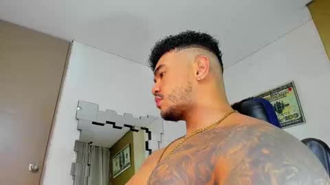 zeus strong online show from January 25, 10:50 pm