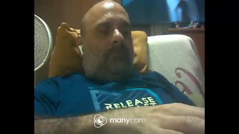 Snapshot of zeusdioss chatting on May 13, 4:21 am zeusdioss online show from May 13, 4:21 am