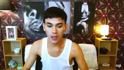 Snapshot of zevierbalte chatting on March 2, 2:41 am zavier skinny asian online show from March 2, 2:41 am