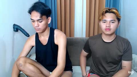 zavier skinny asian online show from February 18, 9:44 pm