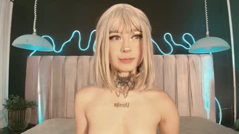 zhally_dee online show from February 21, 7:48 pm