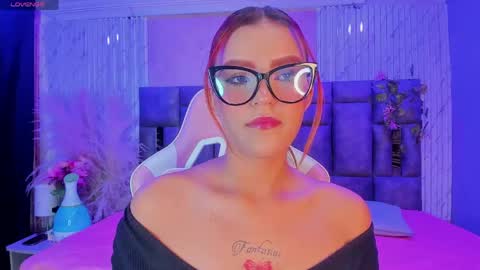 Snapshot of zhararousse chatting on June 3, 11:57 am Zhara Rousse online show from June 3, 11:57 am
