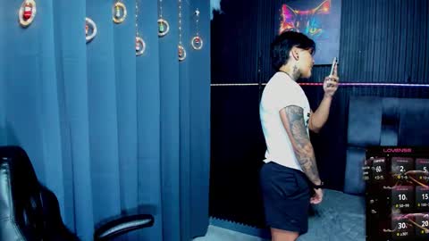 zhoestrong online show from November 28, 10:23 pm