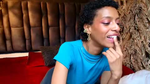 Zia Green online show from April 29, 5:30 pm