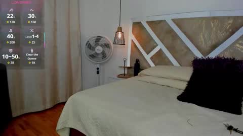 zia online show from April 8, 11:21 am