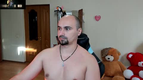 Snapshot of ziesh chatting on October 14, 12:28 pm Ziesh online show from October 14, 12:28 pm