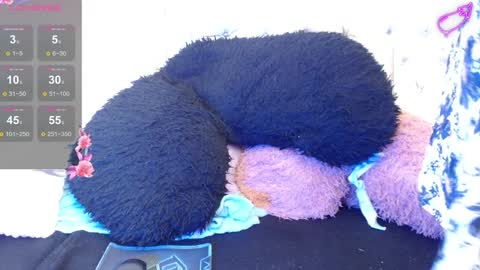 Snapshot of zion_bora chatting on December 5, 6:43 am Zion Bora online show from December 5, 6:43 am