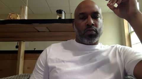 zionlion22 online show from April 3, 8:18 pm